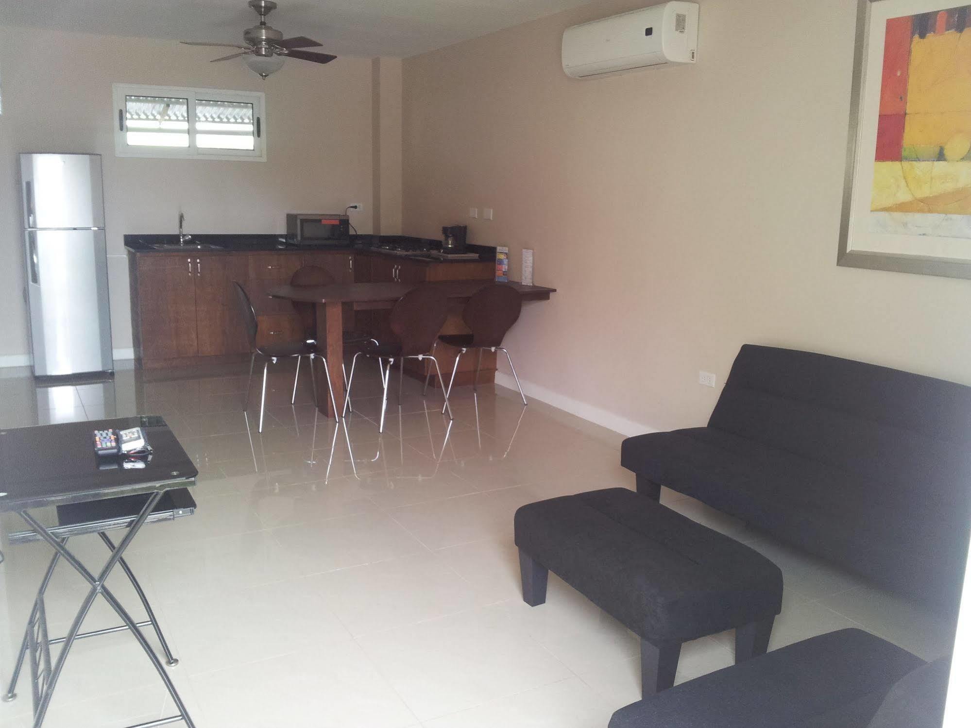 Agua Clara Eco Suites Oranjestad Kültér fotó